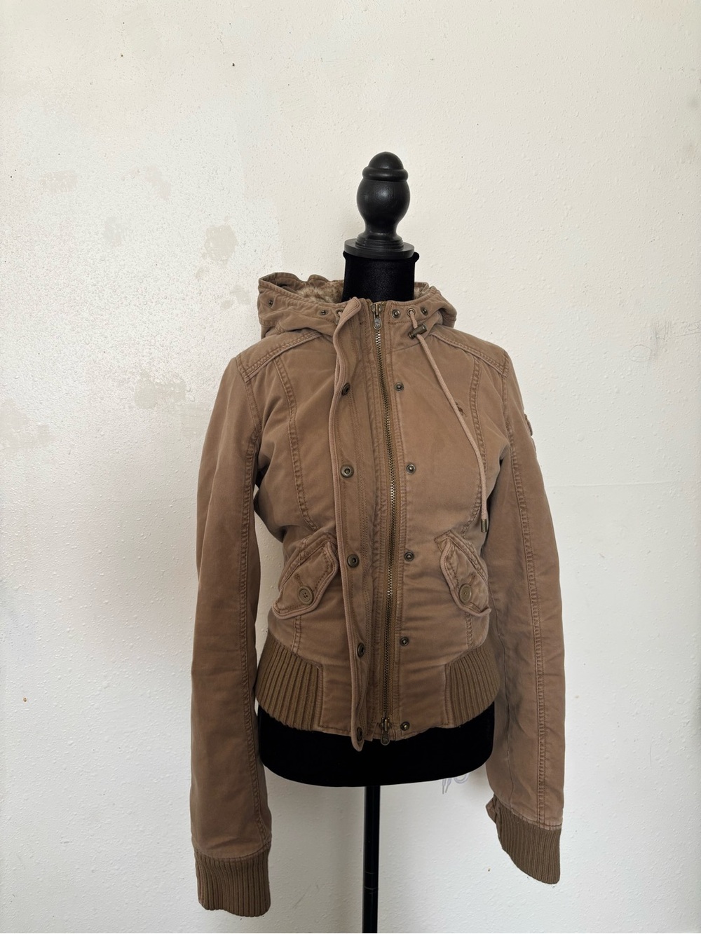 Vintage Y2K Abercrombie & Fitch Casey Faux Fur-Lined Hooded Bomber Jacket - Tan